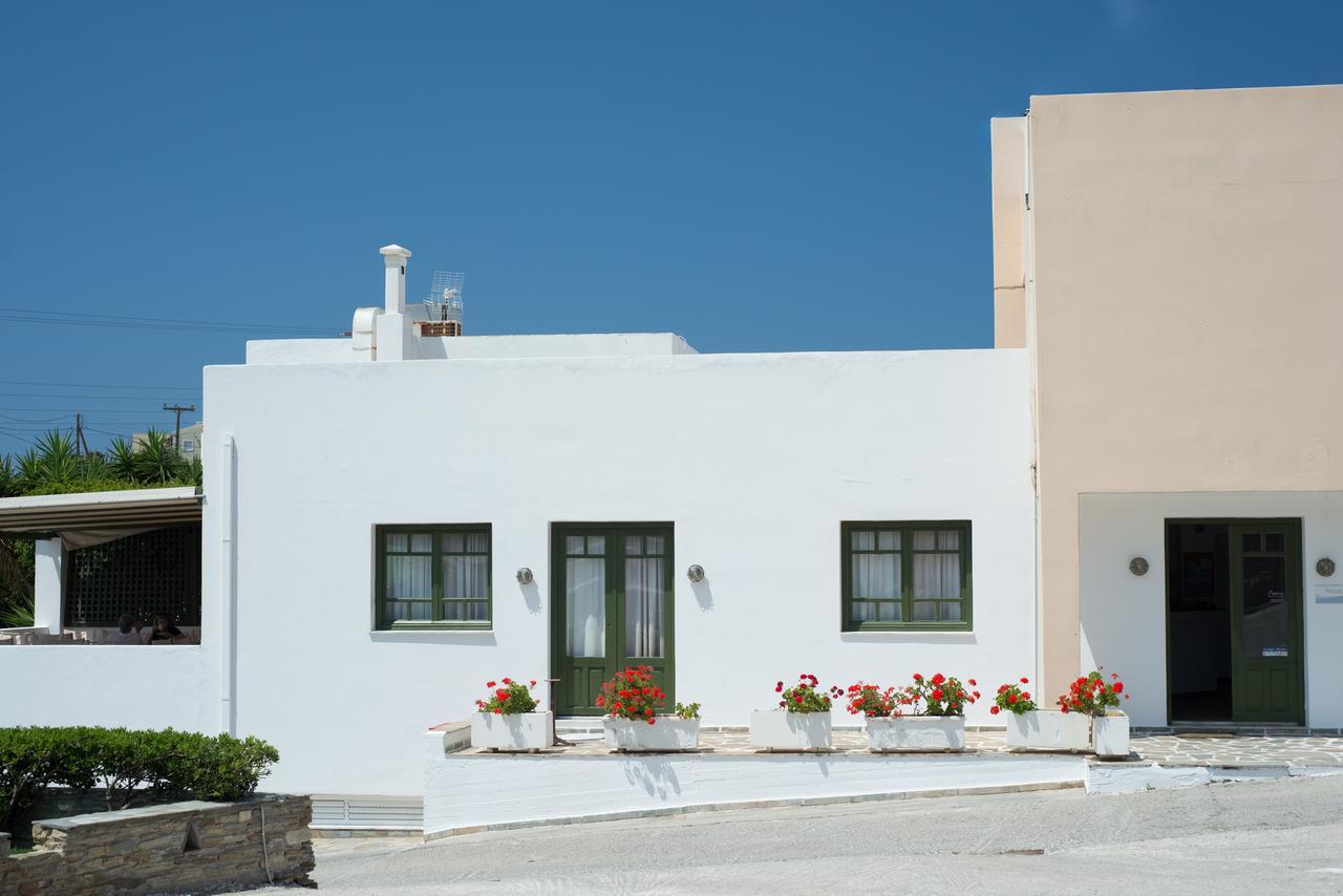 Ostria Hotel & Apartments Gavrio Exterior foto